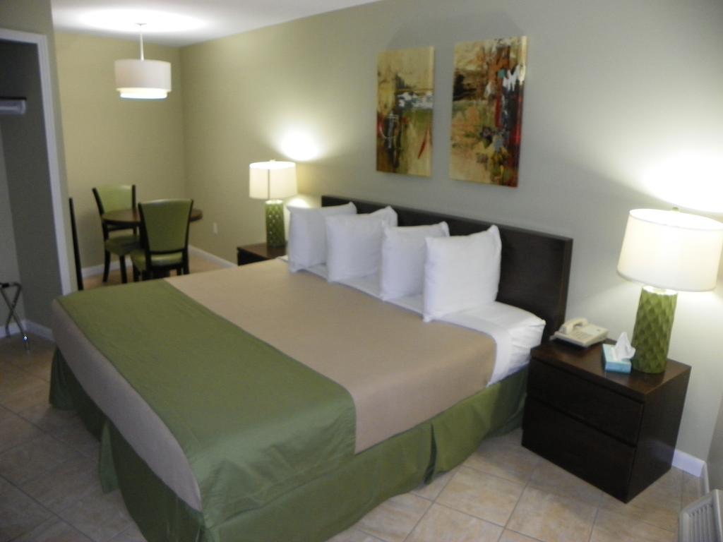 Island Shores Inn St. Augustine Room photo
